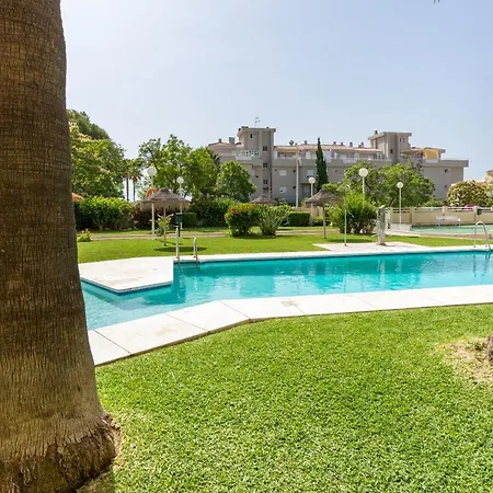 Carihuela, Apartamento Con Vistas Al Mar
